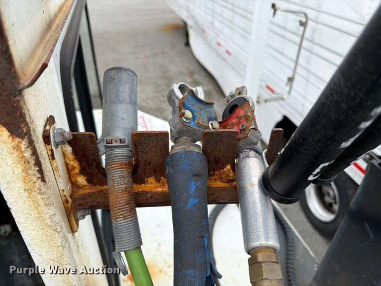 image for item YA5051 2014 Capacity Vista Car yard truck