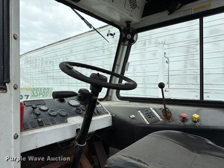 image for item YA5051 2014 Capacity Vista Car yard truck