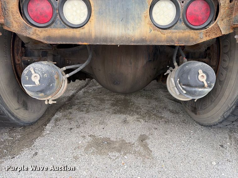 image for item YA5051 2014 Capacity Vista Car yard truck
