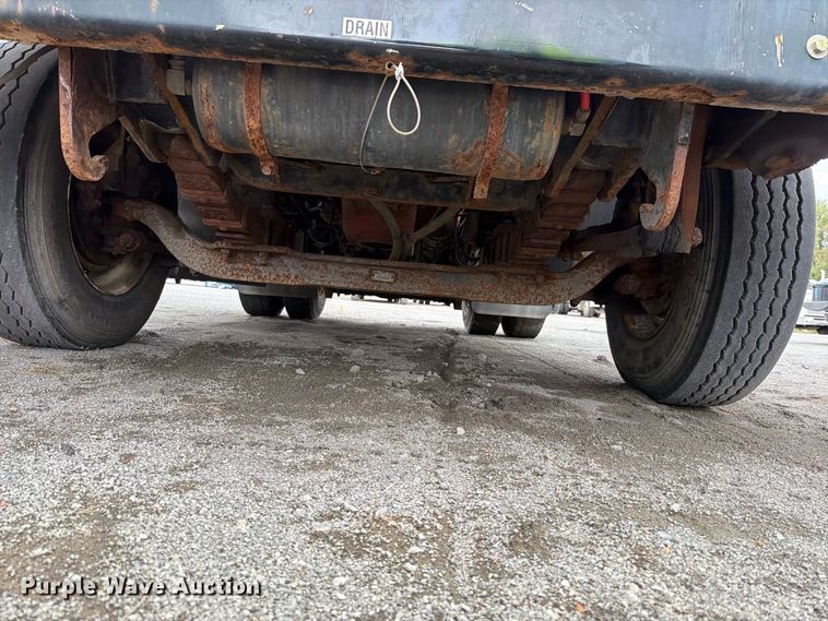 image for item YA5051 2014 Capacity Vista Car yard truck