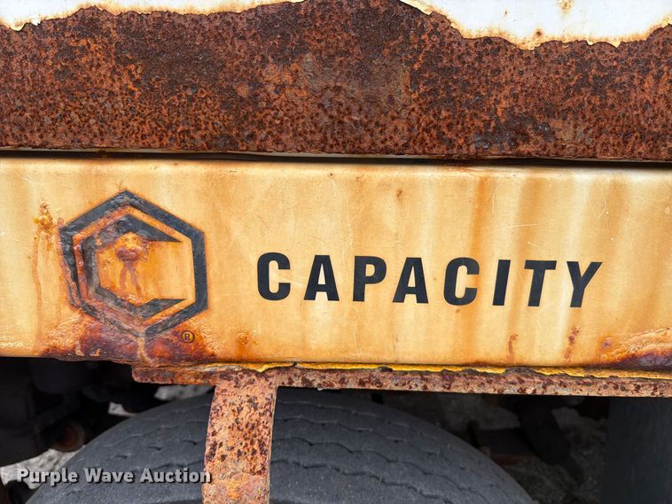 image for item YA5051 2014 Capacity Vista Car yard truck
