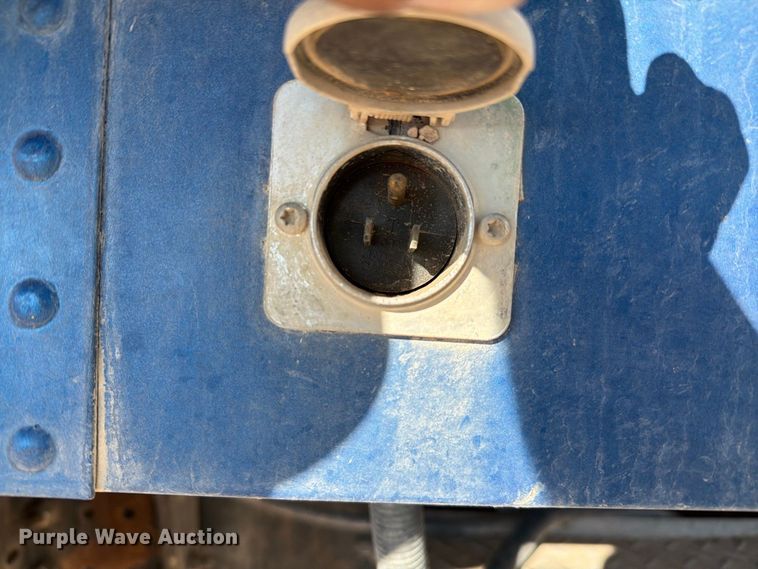 image for item YA5066 2007 Freightliner FLD132 semi truck