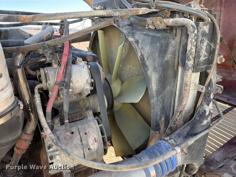 image for item YA5066 2007 Freightliner FLD132 semi truck