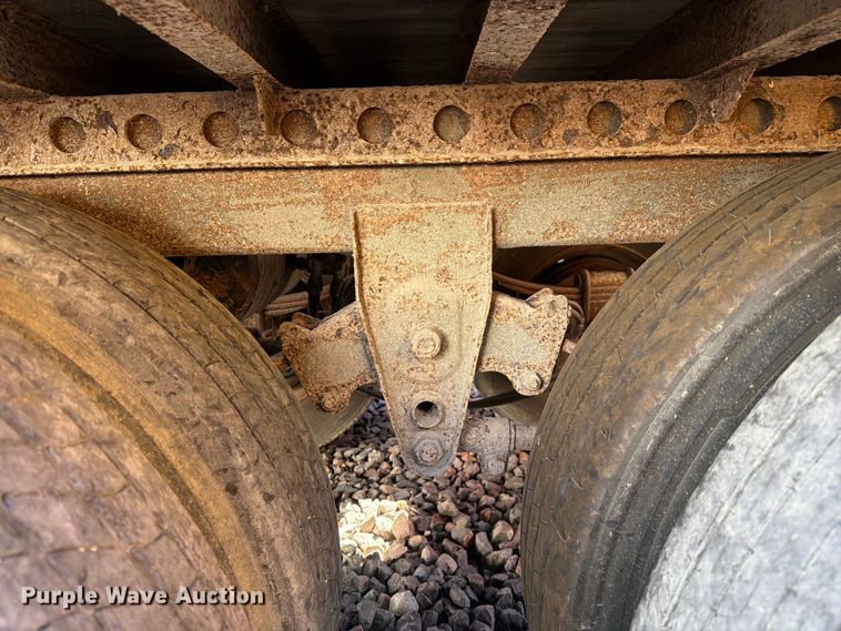 image for item YA5098 2002 Wabash DVCVHPC dry van trailer