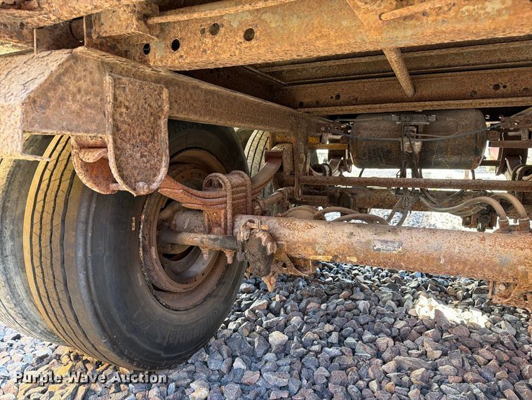 image for item YA5098 2002 Wabash DVCVHPC dry van trailer