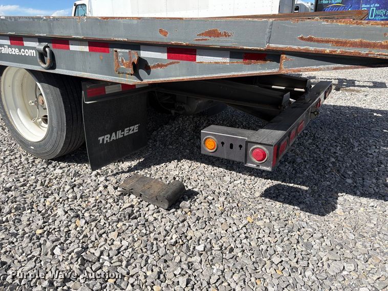 image for item YA5124 2020 Trail-eze TE12CF tilt deck equipment trailer