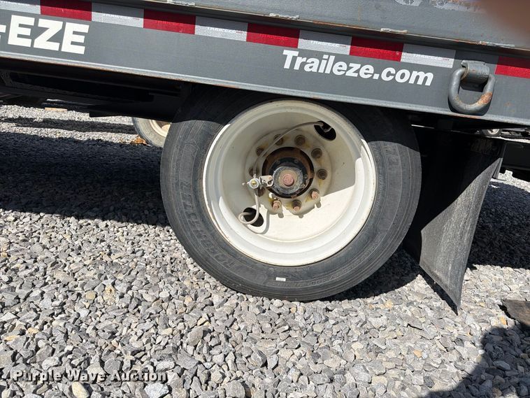 image for item YA5124 2020 Trail-eze TE12CF tilt deck equipment trailer