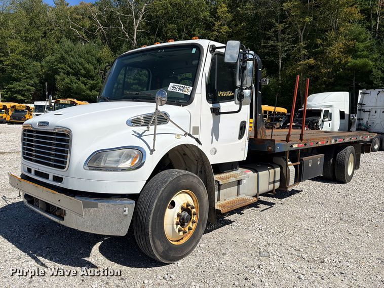 2018 Freightliner Business Class M2 rollback truck