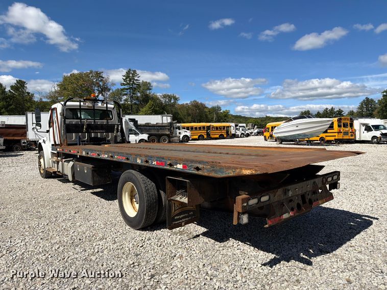 image for item YA5128 2018 Freightliner Business Class M2 rollback truck