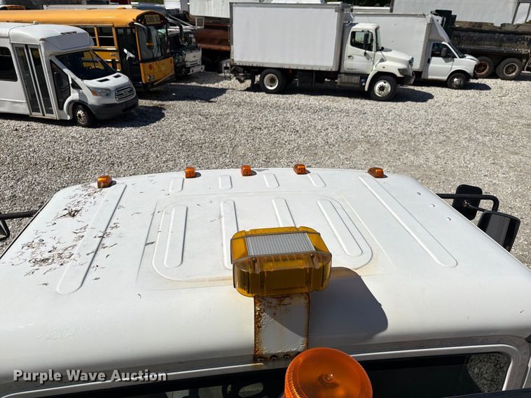 image for item YA5128 2018 Freightliner Business Class M2 rollback truck