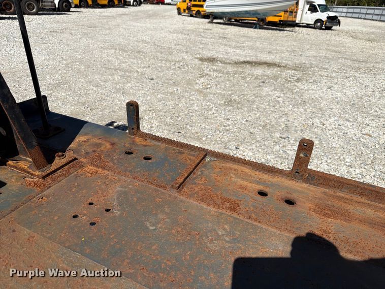 image for item YA5128 2018 Freightliner Business Class M2 rollback truck