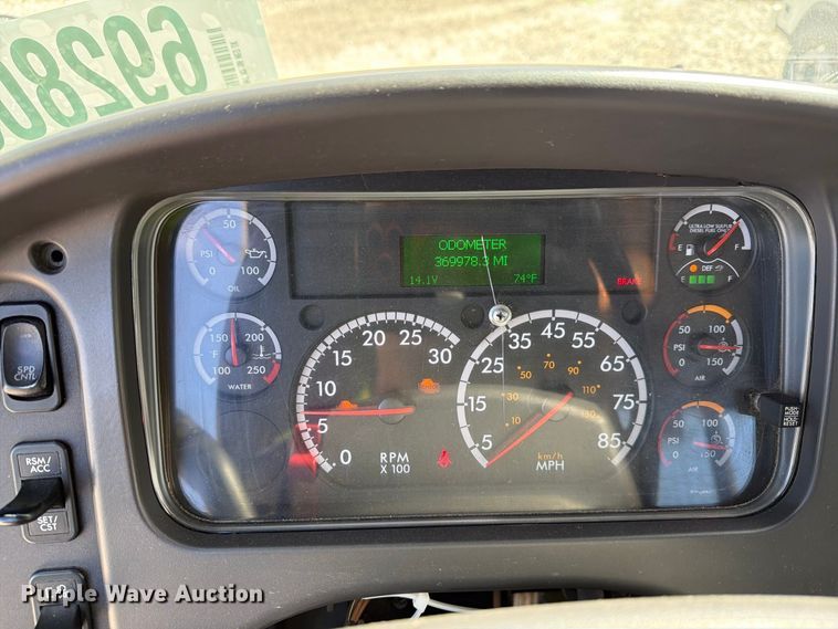 image for item YA5128 2018 Freightliner Business Class M2 rollback truck