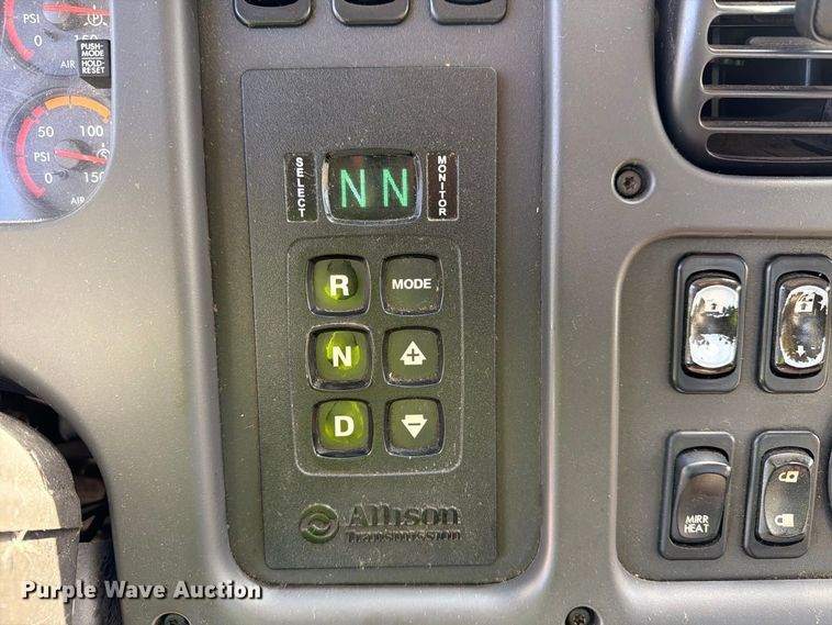 image for item YA5128 2018 Freightliner Business Class M2 rollback truck