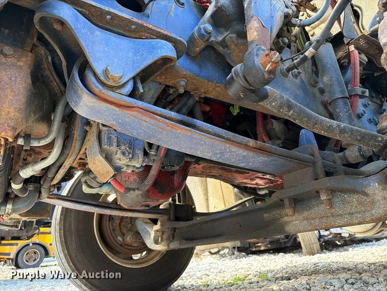 image for item YA5128 2018 Freightliner Business Class M2 rollback truck