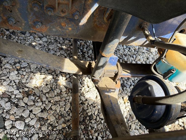 image for item YA5128 2018 Freightliner Business Class M2 rollback truck