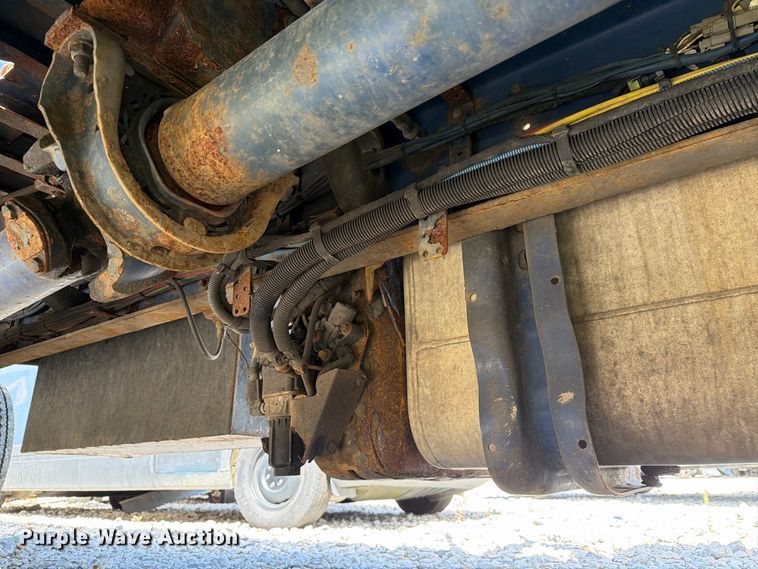 image for item YA5128 2018 Freightliner Business Class M2 rollback truck