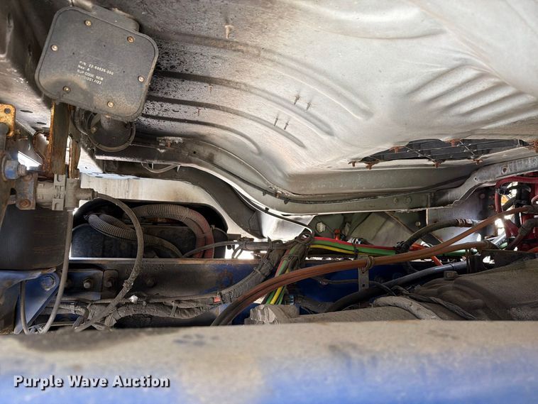 image for item YA5128 2018 Freightliner Business Class M2 rollback truck