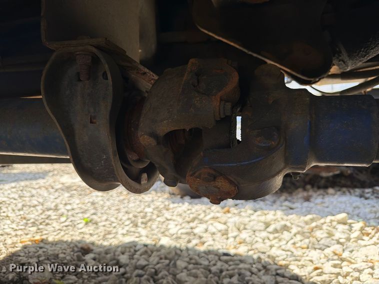 image for item YA5128 2018 Freightliner Business Class M2 rollback truck