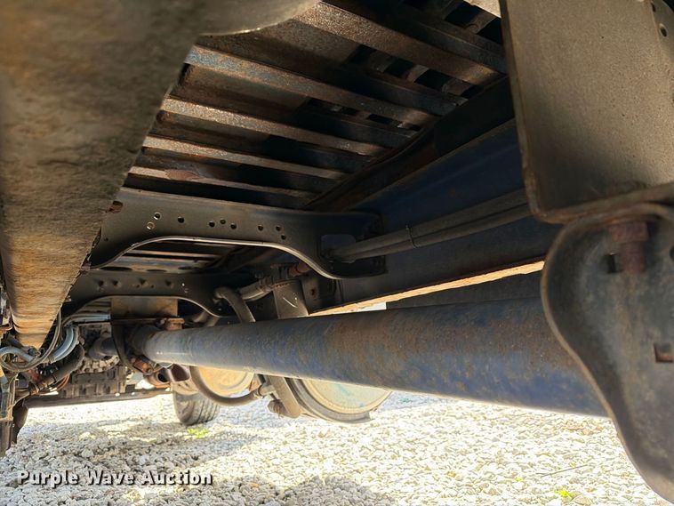 image for item YA5128 2018 Freightliner Business Class M2 rollback truck