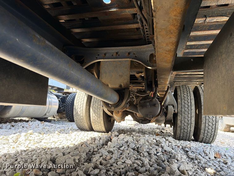 image for item YA5128 2018 Freightliner Business Class M2 rollback truck