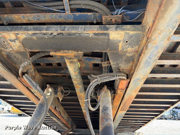 image for item YA5128 2018 Freightliner Business Class M2 rollback truck