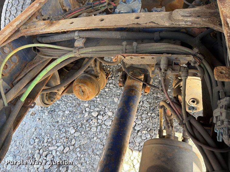 image for item YA5128 2018 Freightliner Business Class M2 rollback truck