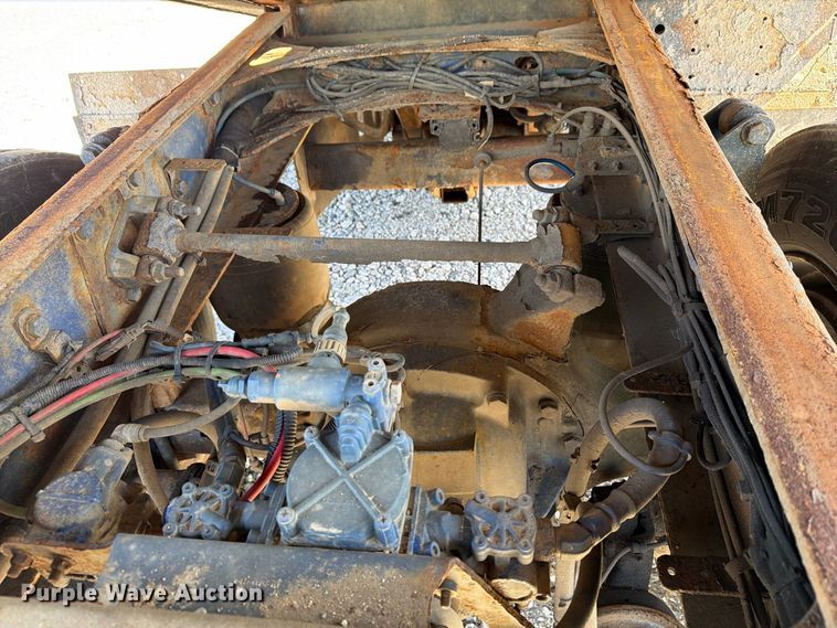 image for item YA5128 2018 Freightliner Business Class M2 rollback truck