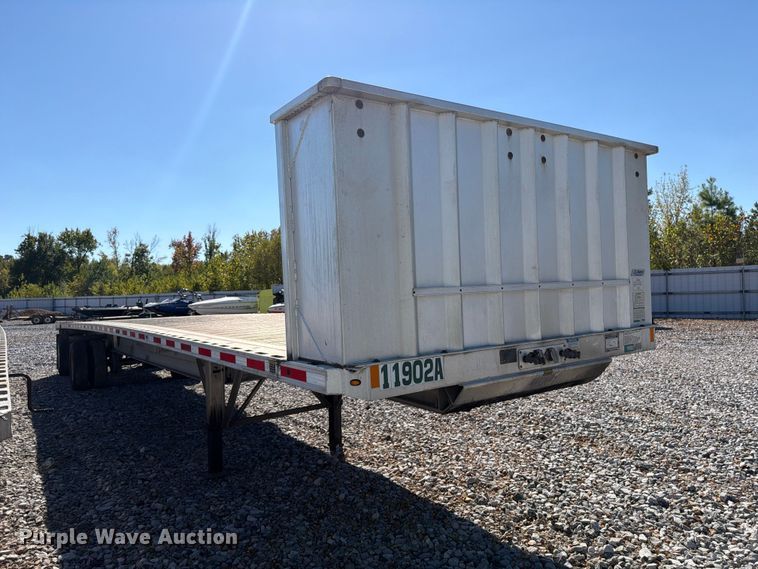 image for item YA5284 2017 Fontaine HCR6012WSA flatbed trailer