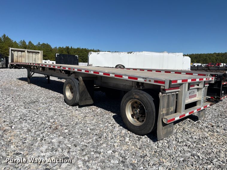image for item YA5284 2017 Fontaine HCR6012WSA flatbed trailer