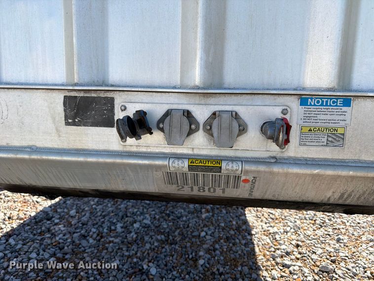 image for item YA5284 2017 Fontaine HCR6012WSA flatbed trailer