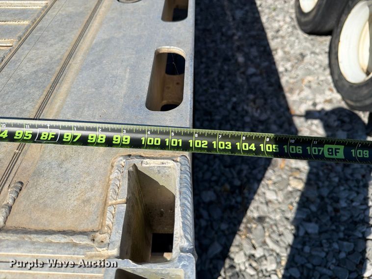 image for item YA5284 2017 Fontaine HCR6012WSA flatbed trailer