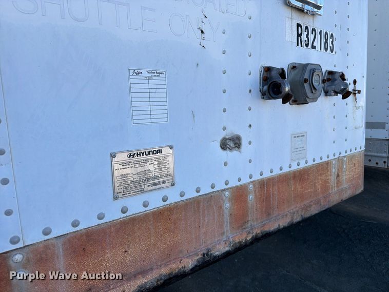image for item YA5328 2004 Hyundai V12530152-AJS dry van trailer