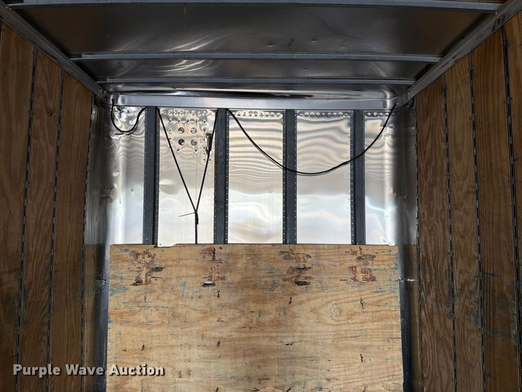 image for item YA5328 2004 Hyundai V12530152-AJS dry van trailer