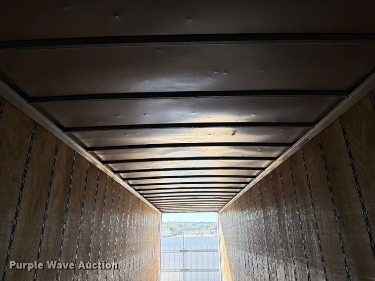image for item YA5328 2004 Hyundai V12530152-AJS dry van trailer