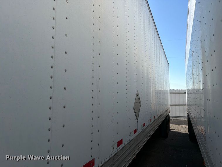 image for item YA5328 2004 Hyundai V12530152-AJS dry van trailer