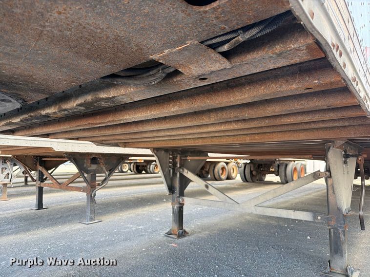 image for item YA5328 2004 Hyundai V12530152-AJS dry van trailer