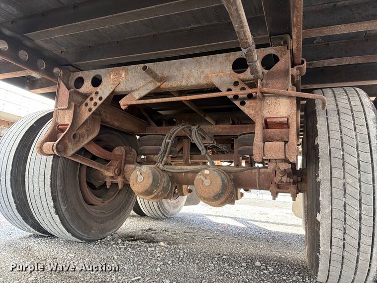 image for item YA5328 2004 Hyundai V12530152-AJS dry van trailer