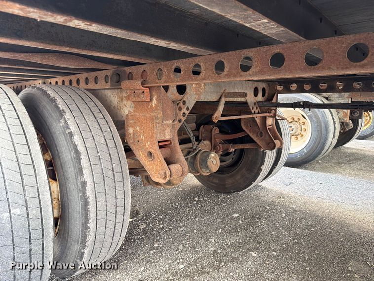 image for item YA5328 2004 Hyundai V12530152-AJS dry van trailer