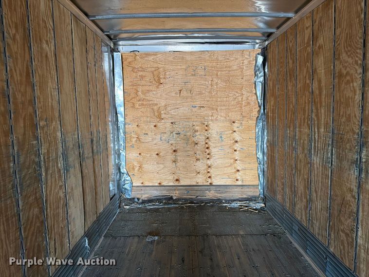 image for item YA5329 2004 Hyundai V12530152-AJS dry van trailer