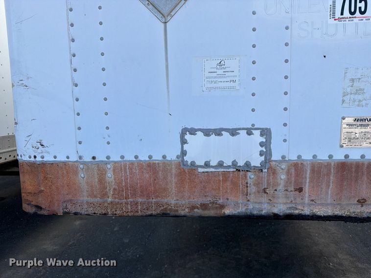 image for item YA5330 2004 Hyundai V12530152-AJS dry van trailer