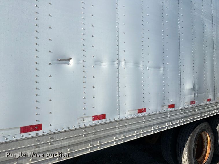 image for item YA5331 2004 Hyundai V12530152-AJS dry van trailer