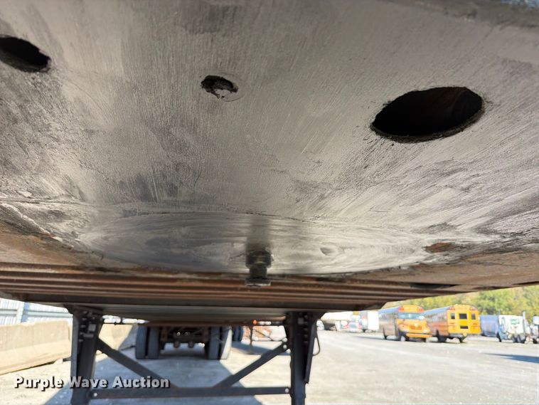 image for item YA5331 2004 Hyundai V12530152-AJS dry van trailer