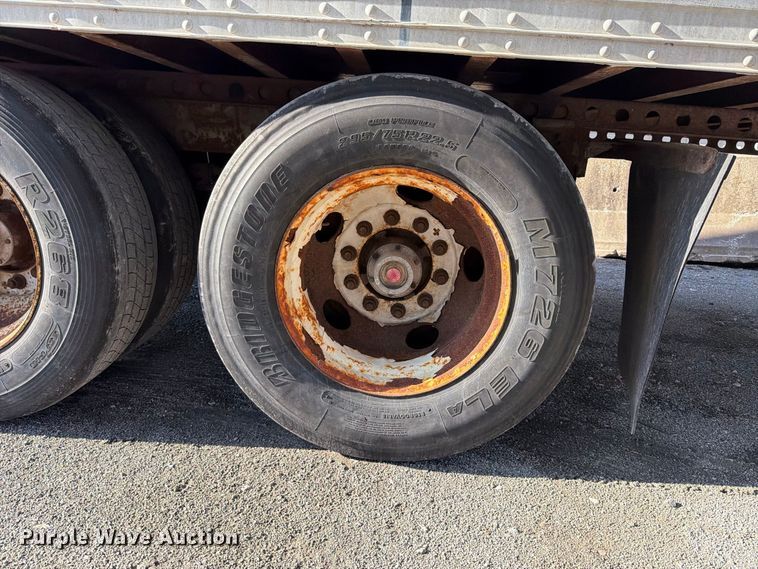 image for item YA5331 2004 Hyundai V12530152-AJS dry van trailer