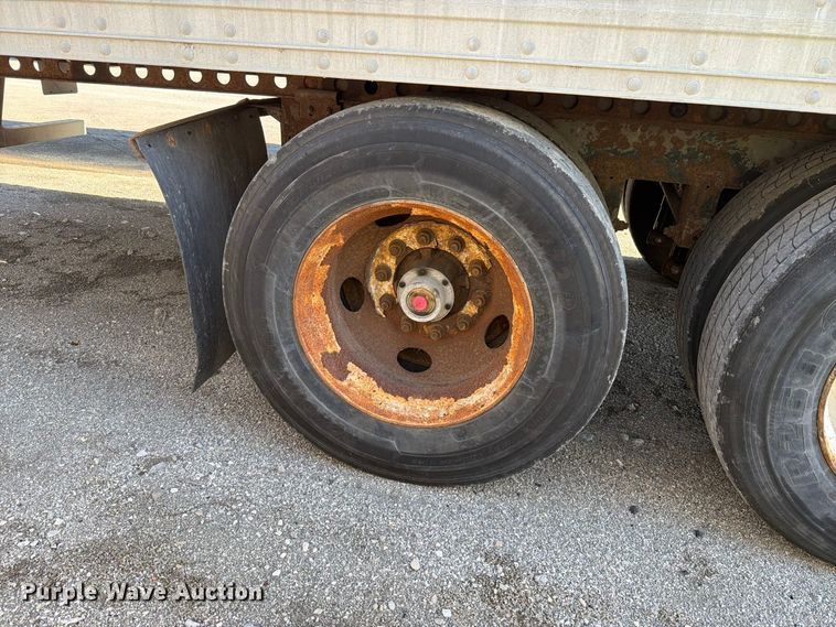 image for item YA5331 2004 Hyundai V12530152-AJS dry van trailer