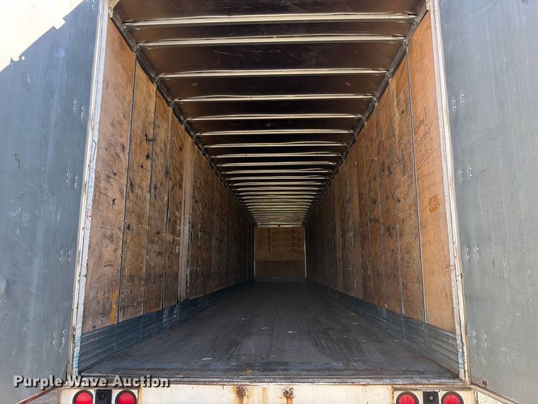 image for item YA5334 2007 Strick dry van trailer
