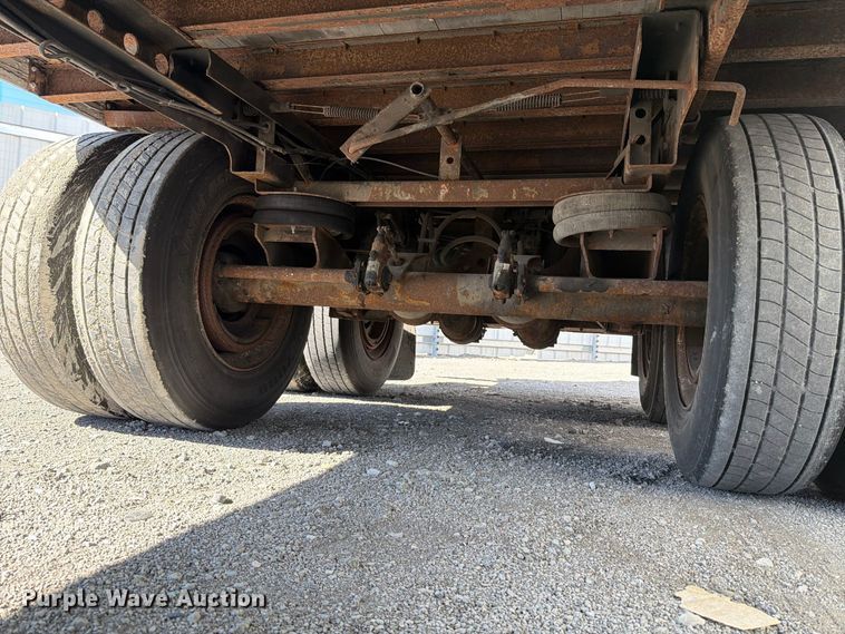 image for item YA5334 2007 Strick dry van trailer