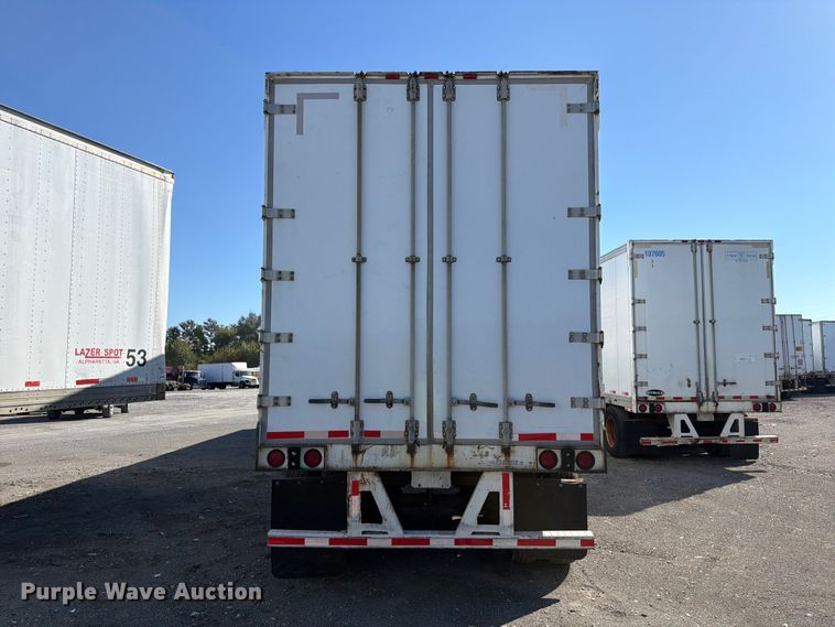image for item YA5336 2004 Strick dry van trailer