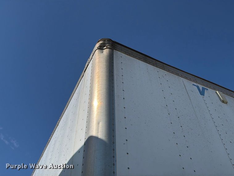 image for item YA5337 2008 Vanguard dry van trailer