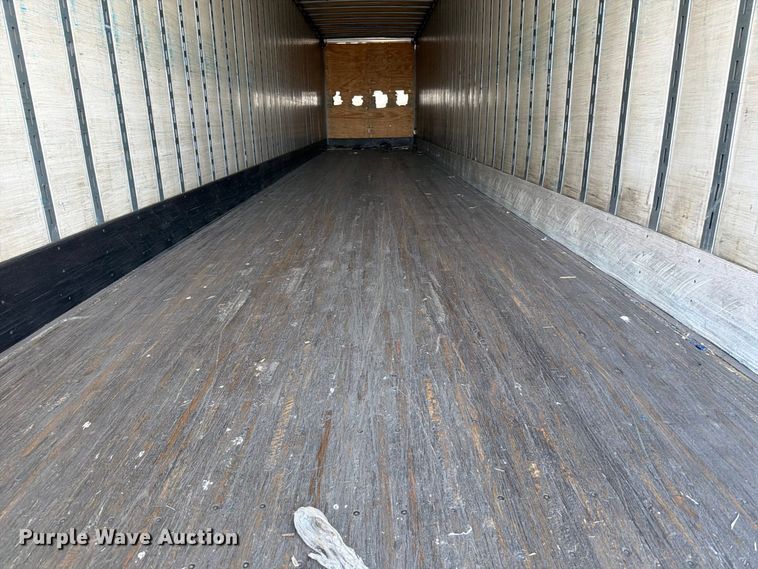 image for item YA5337 2008 Vanguard dry van trailer