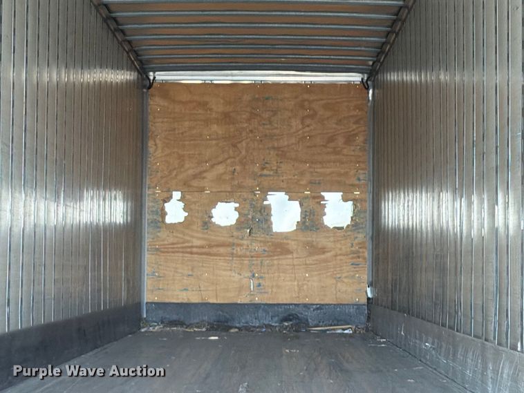 image for item YA5337 2008 Vanguard dry van trailer